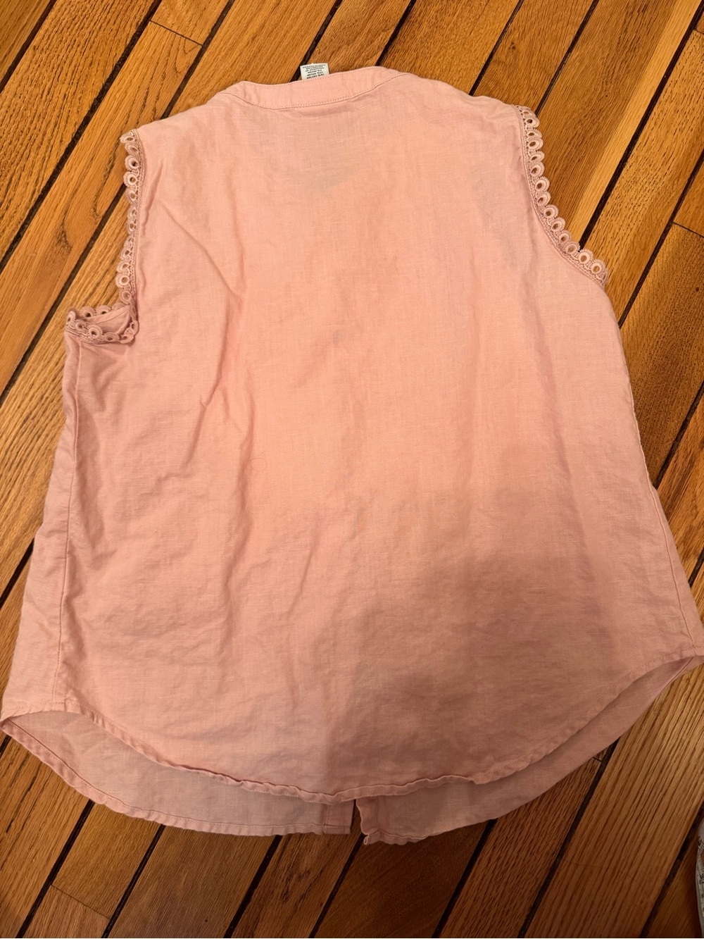 Liz Claiborne Light Pink Eyelet-Front Sleeveless Blouse - Picture 5 of 5